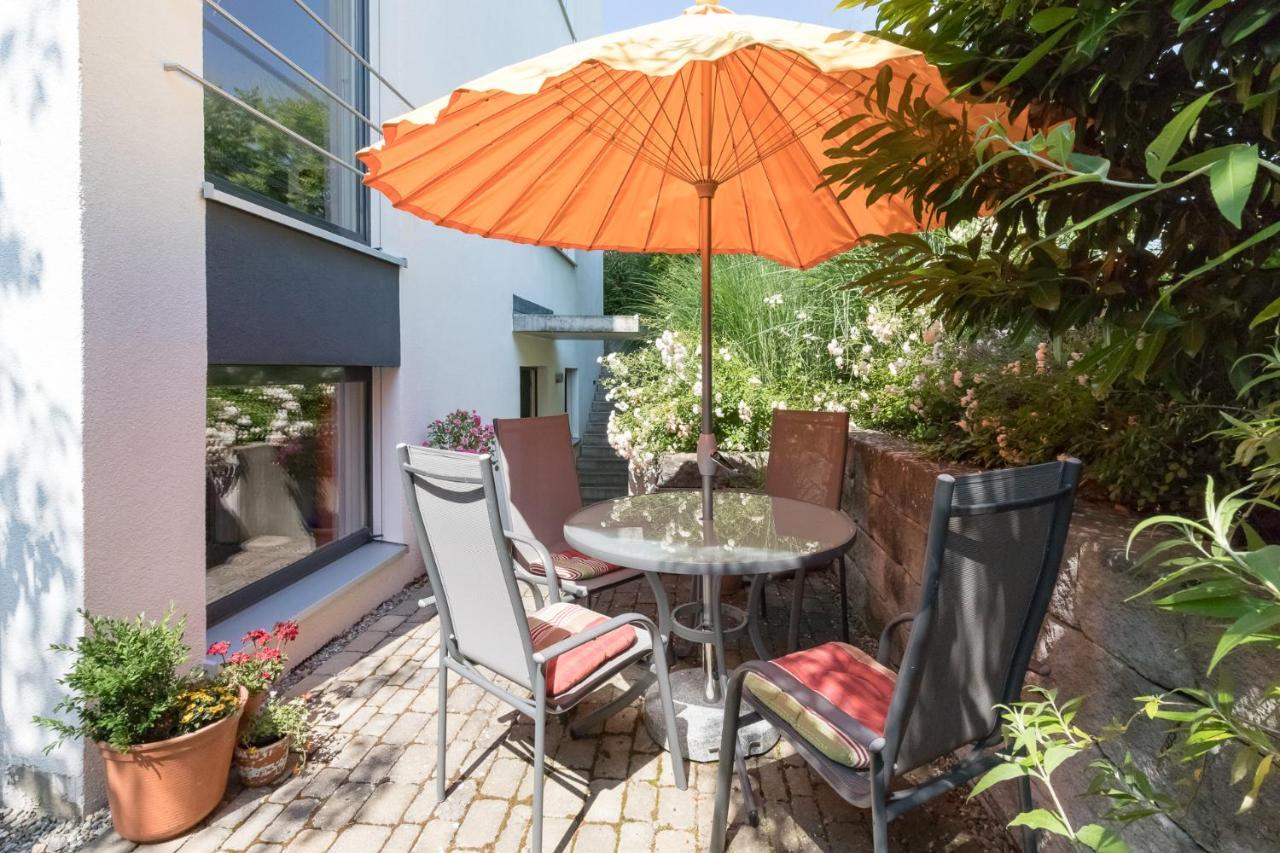 Bodensee Apartment Ueberlingen "Bauhaus Ueber Der Stadt" Ngoại thất bức ảnh