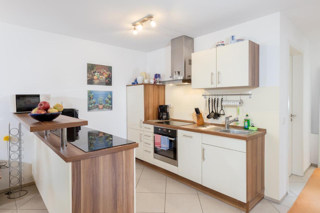 Bodensee Apartment Ueberlingen "Bauhaus Ueber Der Stadt" Ngoại thất bức ảnh