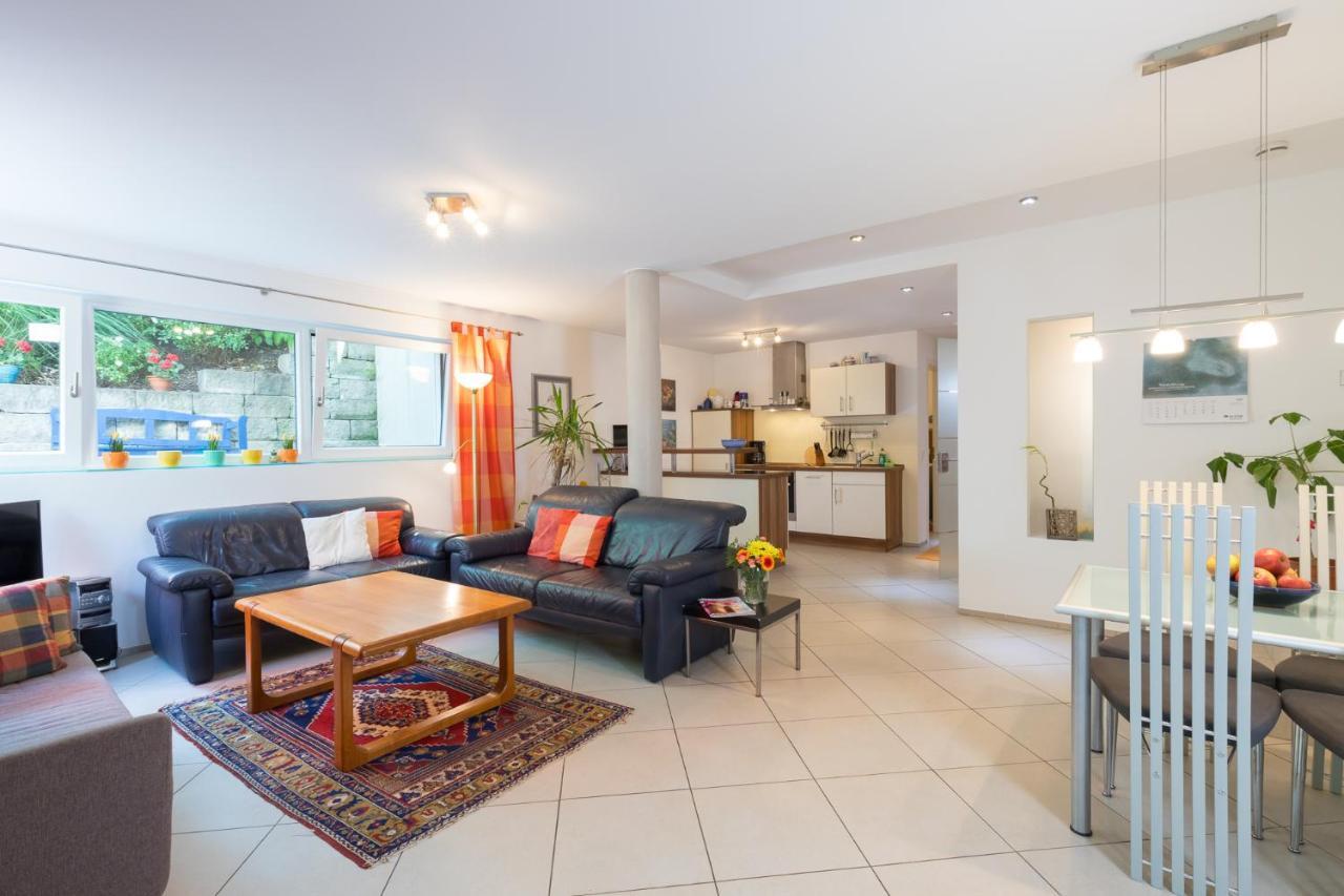 Bodensee Apartment Ueberlingen "Bauhaus Ueber Der Stadt" Ngoại thất bức ảnh